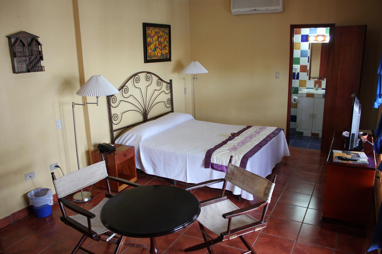 Hotel Los Arcos Esteli Room photo